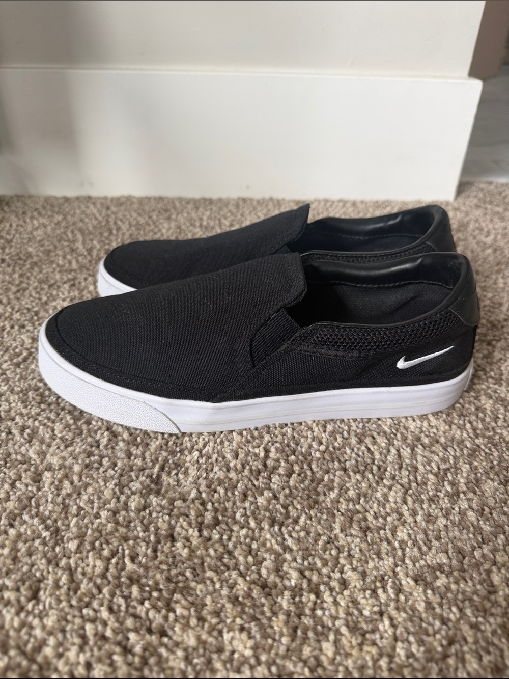 Nike Canvas Slip-on